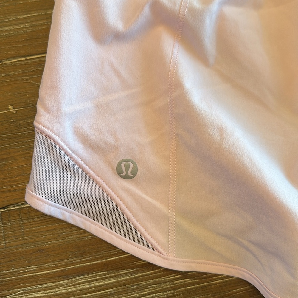 Lululemon x Peloton Hotty Hot High Rise Short 4” - Picture 5 of 5